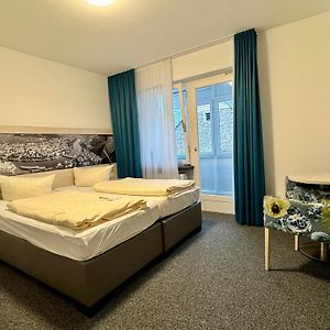 Budget Kamer met een King Size Bed